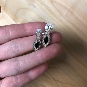 Black and diamond color prom/wedding earrings